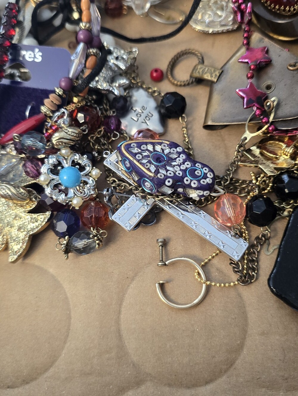 3 LB Pound Lot of Mixed Jewelry Pieces For Arts Crafts Some Broken & Wearable - Picture 10 of 10